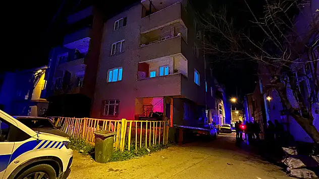 Bursa'da dehşet! Anne ve babasını pompalı tüfekle öldürdü, yaralı kardeşinin boğazını kesti

