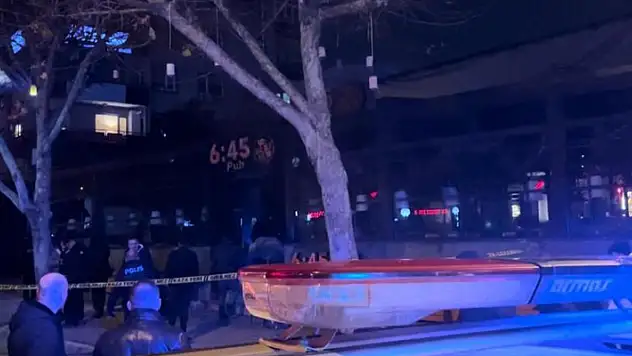 Bursa'da eğlence mekanına silahlı saldırı... İsmi kadar kurşun sıktılar
