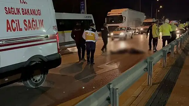 Bursa'da motosiklet devrildi, sürücü öldü
