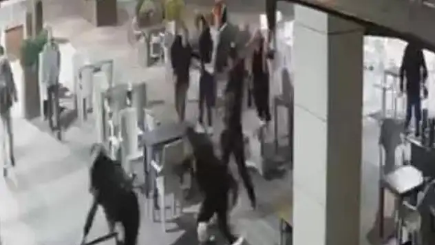 Bursa'da baba-oğuldan kan donduran saldırı...