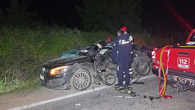Bursa'da cip ile otomobilin çarpıştığı kazada 3 kişi öldü, 1 kişi yaralandı