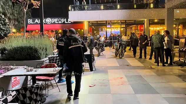 Bursa'da kız meselesi nedeniyle çıkan silahlı kavgada 2 kişi yaralandı
