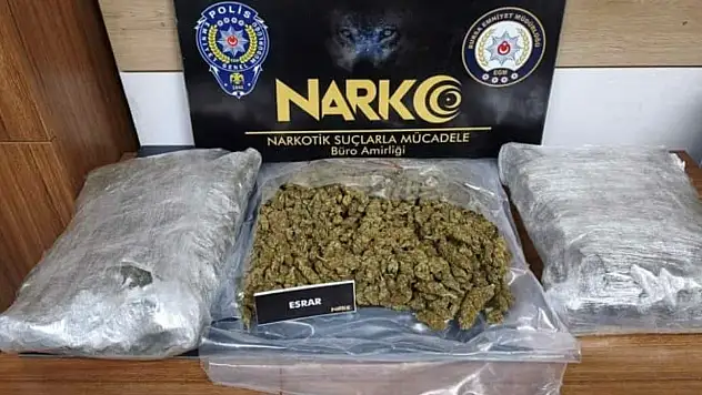 Bursa'da zehir tacirine büyük darbe: 3,7 kilo esrar ele geçirildi