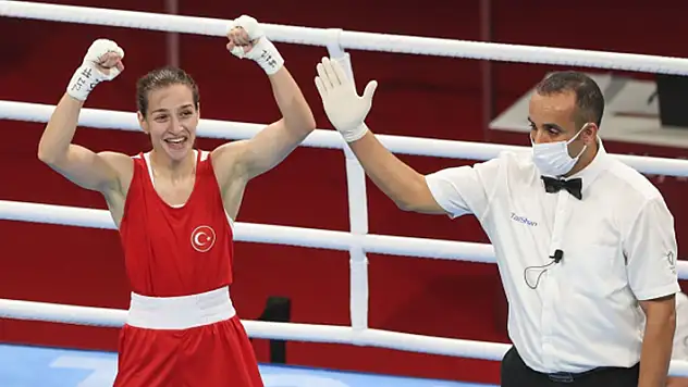 Buse Naz Çakıroğlu finalde
