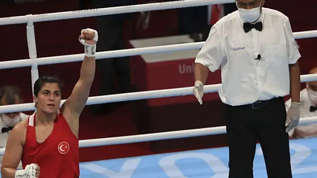 Busenaz Sürmeneli finalde
