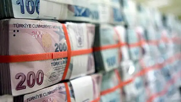 Bütçe martta açık verdi