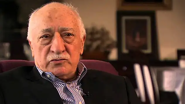 Bütün FETÖ okullarını devrettiler