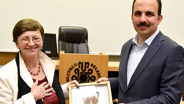 Bütün ümmet kardeştir