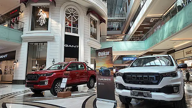 Buyruk Grup pick-up meraklılarını Kent Plaza'da topladı