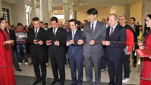 Büyük Selçuklu Mirası Sergisi Türkmenistan'da açıldı
