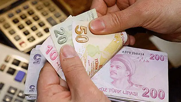 Büyükanneye torun maaşı başlıyor!