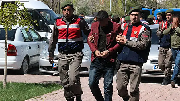 Büyükbaş hayvan hırsızlığı şüphelileri adliyede