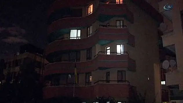 Büyükeliçilikte yangın paniği!