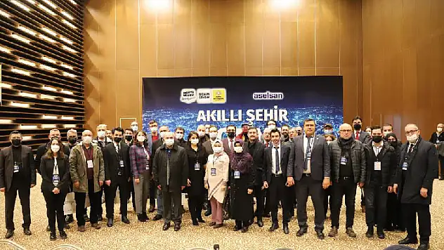 Büyükşehir Akıllı Şehircilik alanında faaliyet gösteren paydaşları buluşturdu
