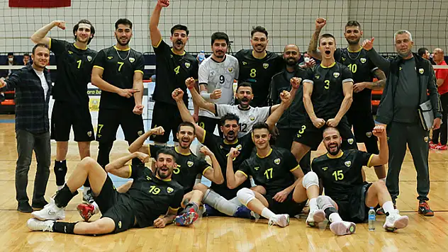 Büyükşehir Belediyespor sezona galibiyetle başladı