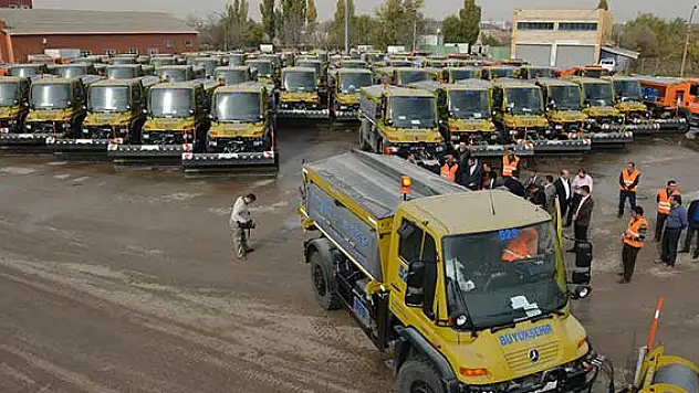 Büyükşehir'den 7/24 kar nöbeti