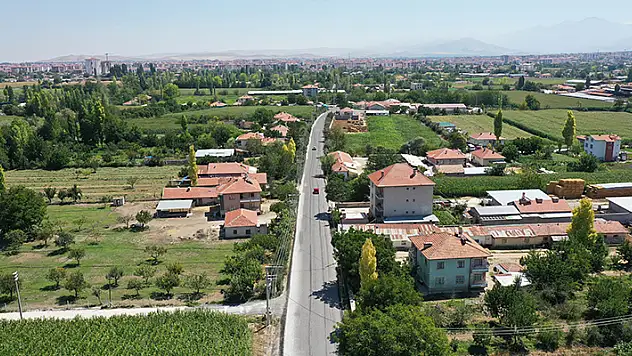 Büyükşehir Ereğli'de bu yıl 22,6 kilometre mahalle yolu yapıyor
