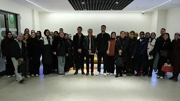 Büyükşehir Gençlik Meclisi'nden üniversite öğrencilerine dolu dolu etkinlikler