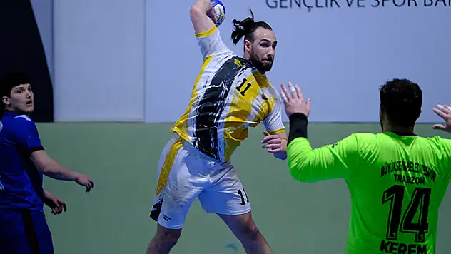Büyükşehir-Rize maçı ertelendi!