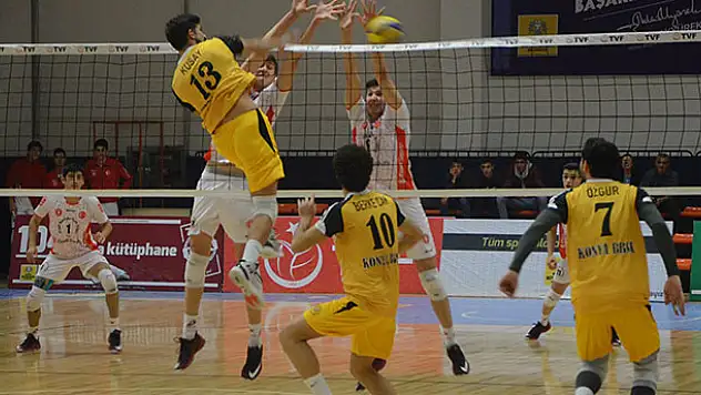 Büyükşehir zirve takibinde