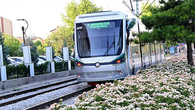 Büyükşehir'den ulaşım duyurusu: Tramvay duraklarında değişiklik yapıldı

