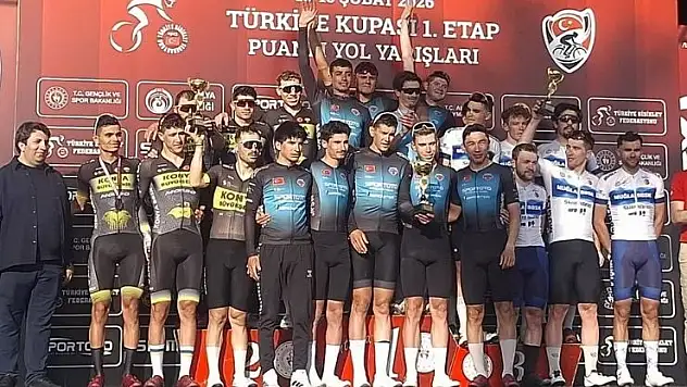 Büyükşehirli Bisikletçiler Türkiye Kupası'nda ikinci sırayı aldı