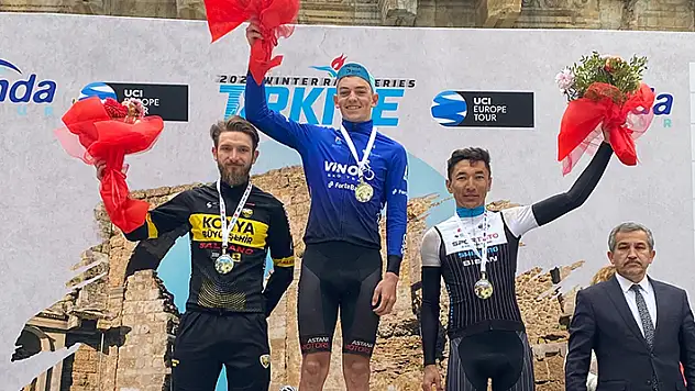 Büyükşehirli pedal Buray Albay'dan gümüş madalya
