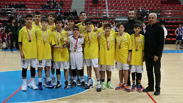 Büyükşehirli sporcular başarılarını sürdürüyor 