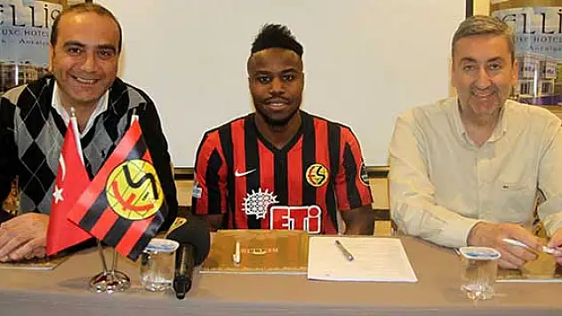 Bzuzi Bundebele Toko Eskişehirspor'da