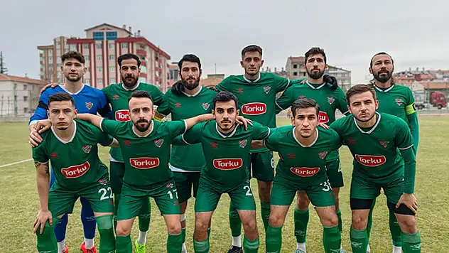 Ç. Çumra'da 5 futbolcu gönderildi