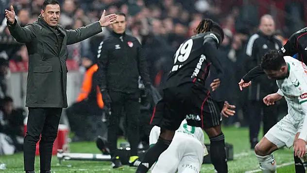 Çağdaş Atan, Konyaspor'da kurşunu bırakmadı!