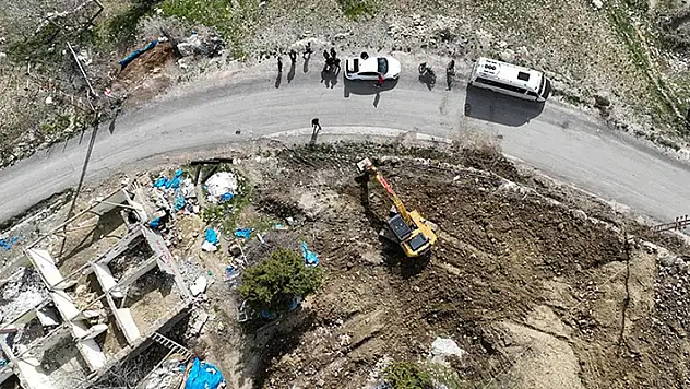 Çağlayancerit'te 305 köy tipi afet evi inşa edilecek
