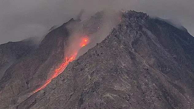 Calbuco yanardağı faaliyete geçti