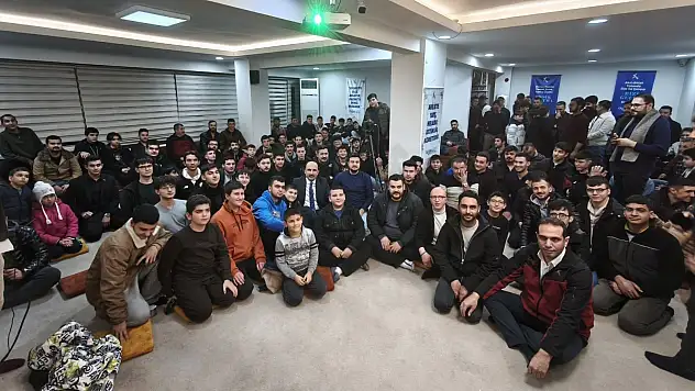 Çalışan Gençlik Meclisi Türkiye'de marka haline gelmeye başladı