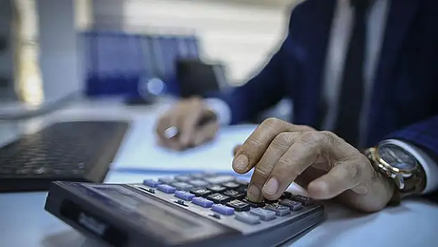 Çalışma hayatının değişmeyen gündemi: Kıdem tazminatı