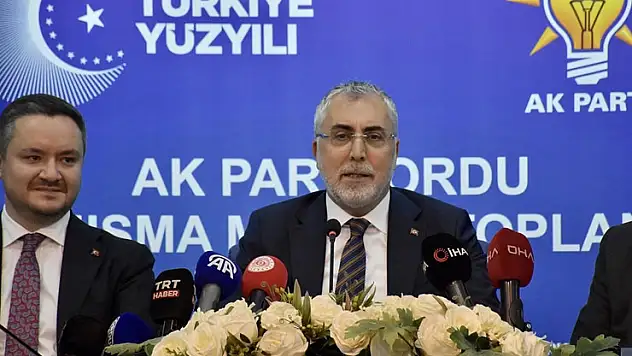 Çalışma ve Sosyal Güvenlik Bakanı Işıkhan: İşsizlik oranı son 25 yılın en düşük seviyesine geriledi