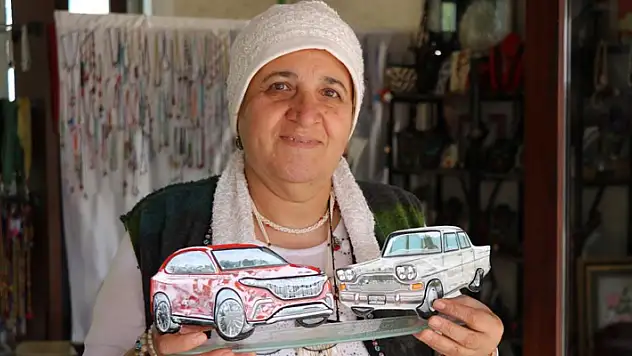 Cama şekil veren anne ile oğlu yerli otomobil Togg ve Devrim'i tasarladı
