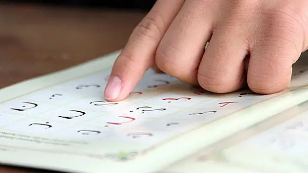 Cami görevlileri yarıyıl tatilinde çocuklara çevrim içi etkinliklerle temel dini bilgileri öğretecek