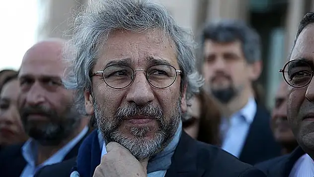 Can Dündar hakkında kırmızı bülten kararı