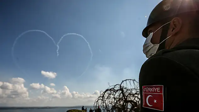 Çanakkale Şehitler Abidesi'nde tören düzenlendi
