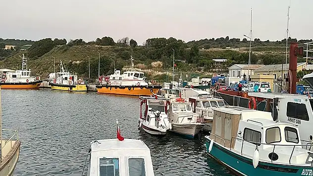 Çanakkale'de Sağlık-1 Botu'ndaki patlamada yaralanan personel hayatını kaybetti