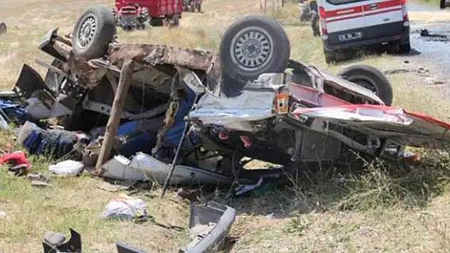 Çankırı'da feci kaza: 3 ölü, 4 yaralı