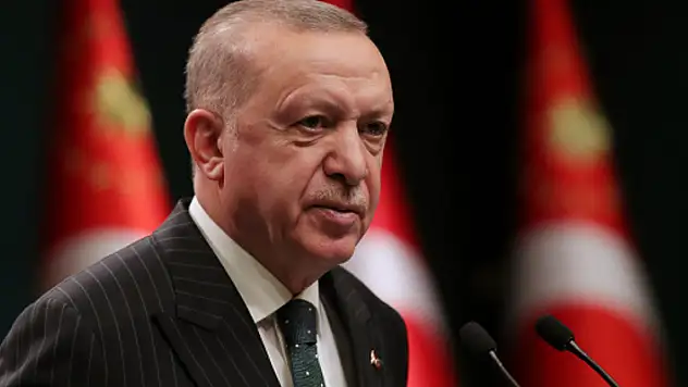 Çankırı'da işçi servisinin devrilmesi sonucu 18 kişi yaralandı
