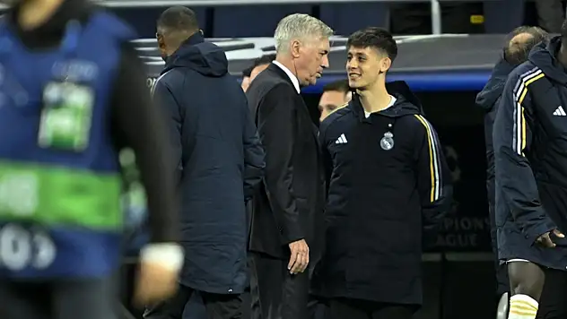 Carlo Ancelotti: Arda yüzde 100'e geldiğinde sahada süre alacaktır
