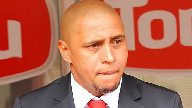 Carlos: Üzgünüz