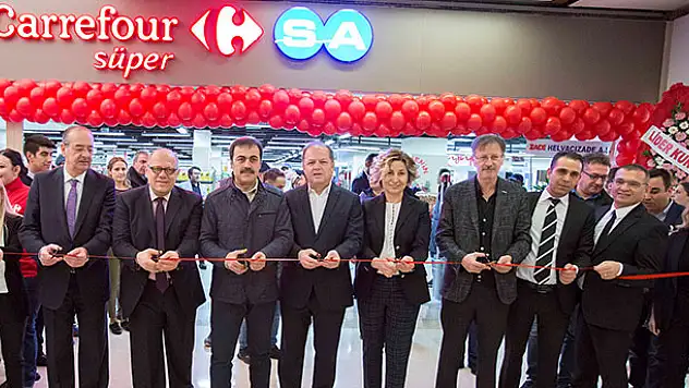 CarrefourSA, Konya'daki ilk süpermarketini açtı