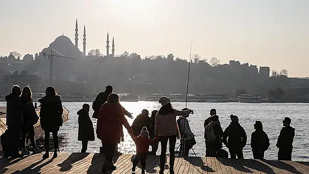 Çarşamba gününden itibaren hava sıcaklıkları yurt genelinde artacak
