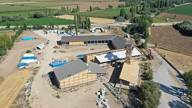 Çatalhöyük Neolitik Kenti'nde 'Tanıtım ve Karşılama Merkezi' inşaatı devam ediyor