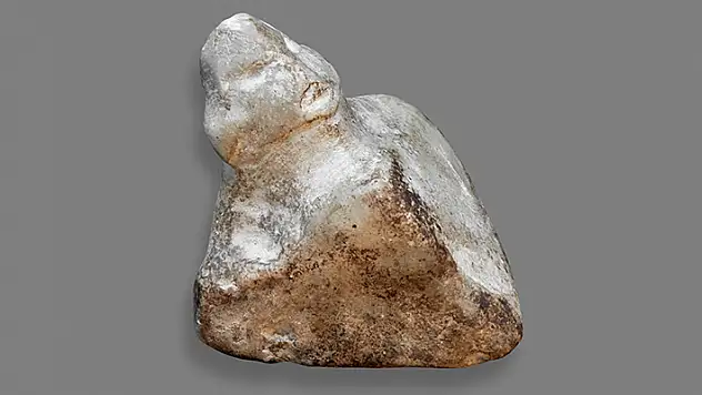Çatalhöyük'te 8 bin 500 yıllık mermer heykelcik bulundu