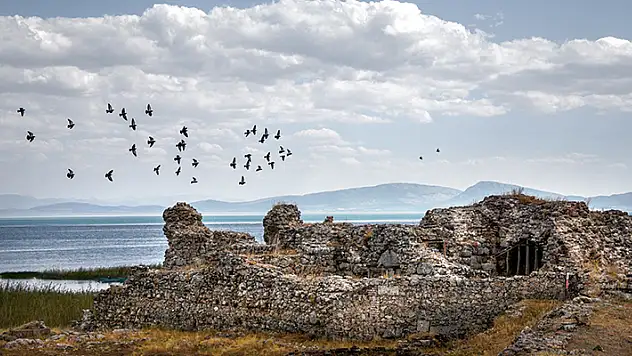 Çatalhöyük ve bölgedeki arkeolojik kazılarda binlerce yıllık tarihin izleri ortaya çıkıyor